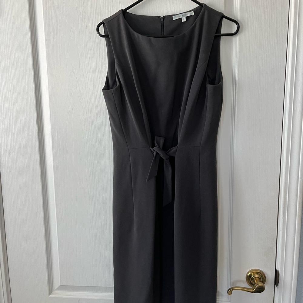 Fiori di zucca dark grey sheath dress. Good for slaying business deals